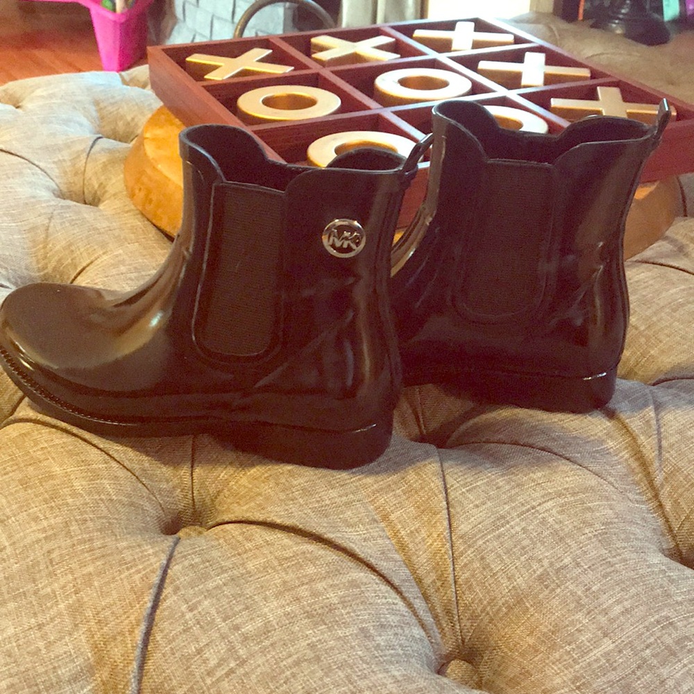 Michael Kors rain booties
